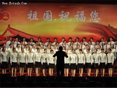 �����ף����--�Ϻ����ڽ�ԺУ��ף���й�60�������ջ���